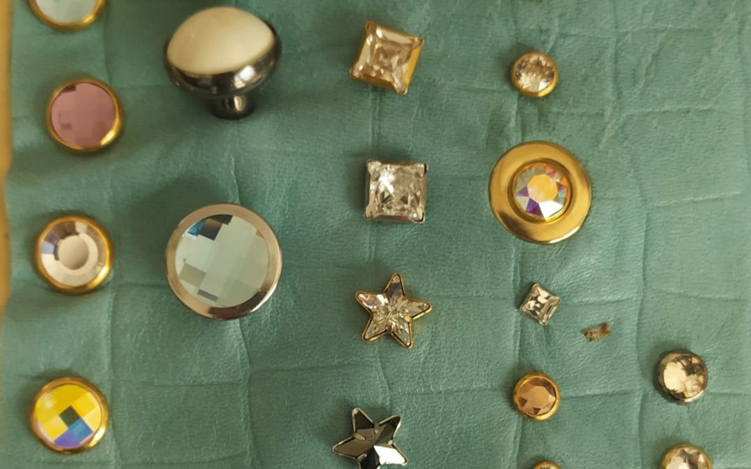 Occhielli e bottoni a pressione